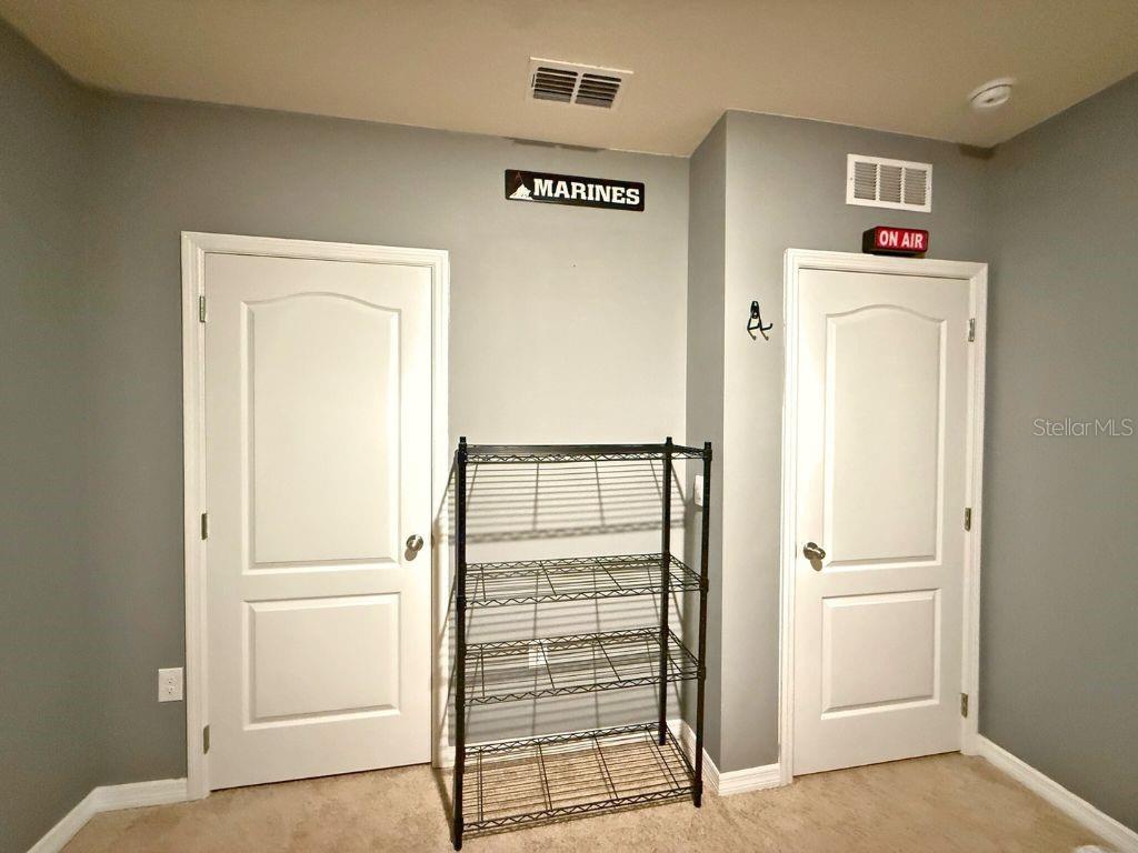 LAKE HARRIS RESERVE - Residential