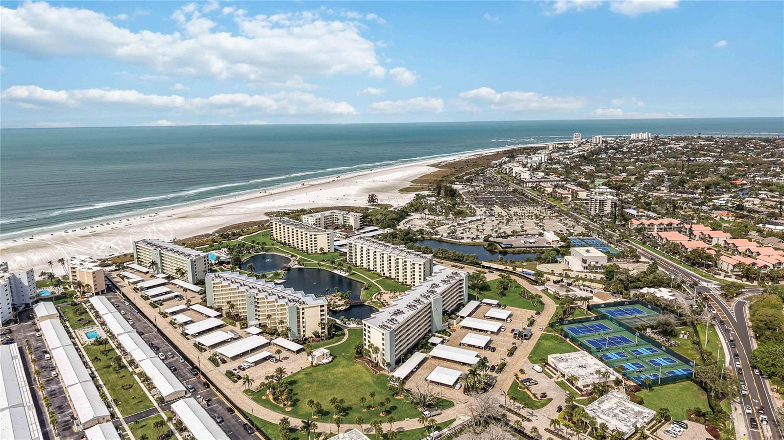 GULF & BAY CLUB PH 1 - Residential