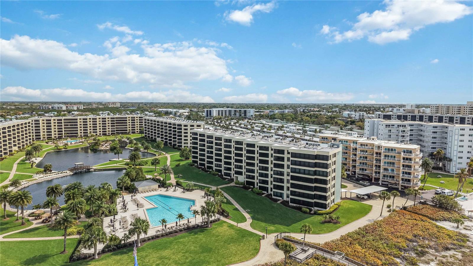 GULF & BAY CLUB PH 1 - Residential