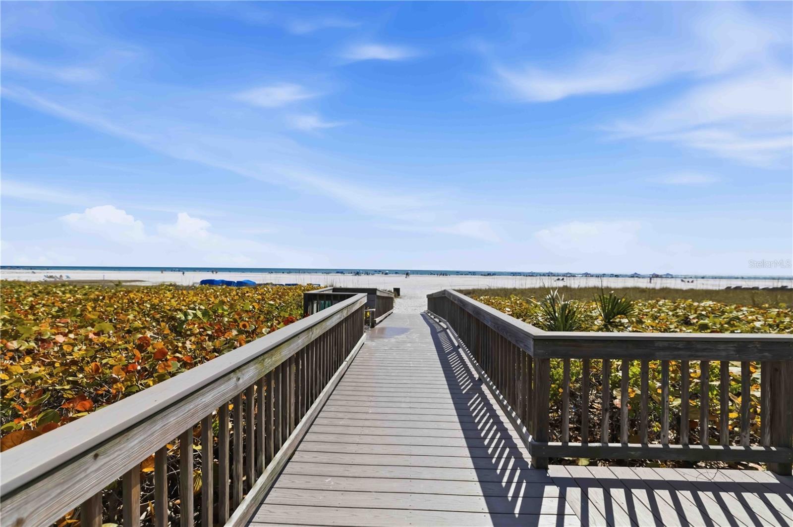 GULF & BAY CLUB PH 1 - Residential