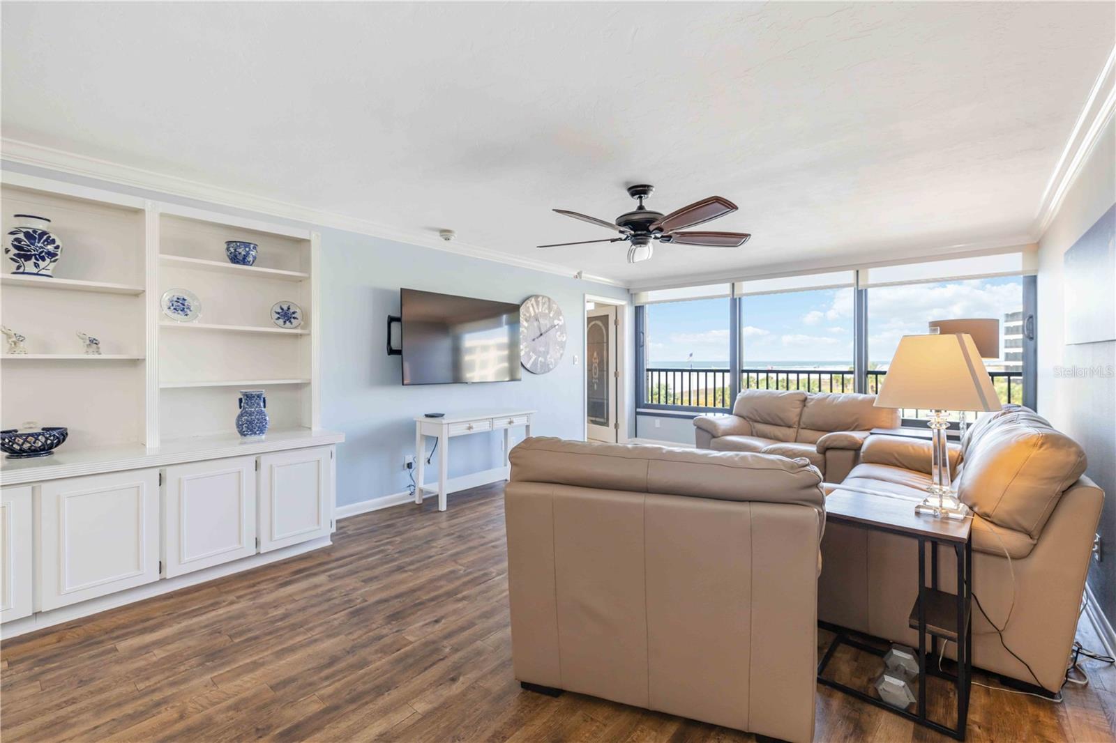 GULF & BAY CLUB PH 1 - Residential