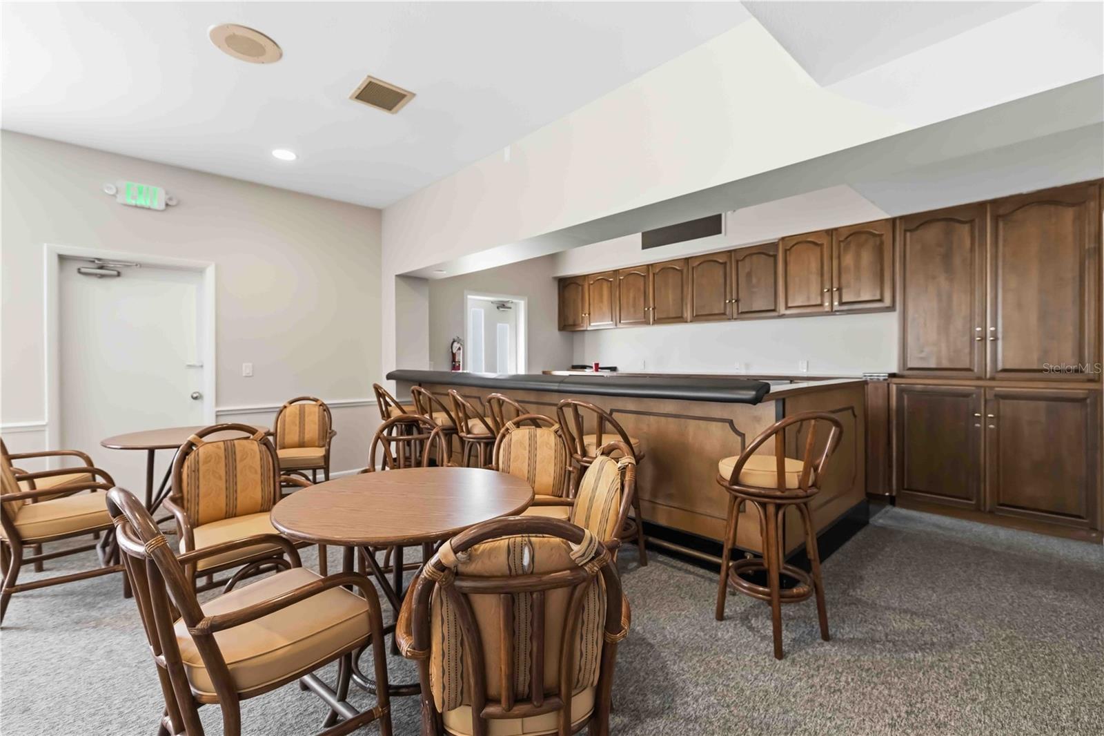 GULF & BAY CLUB PH 1 - Residential