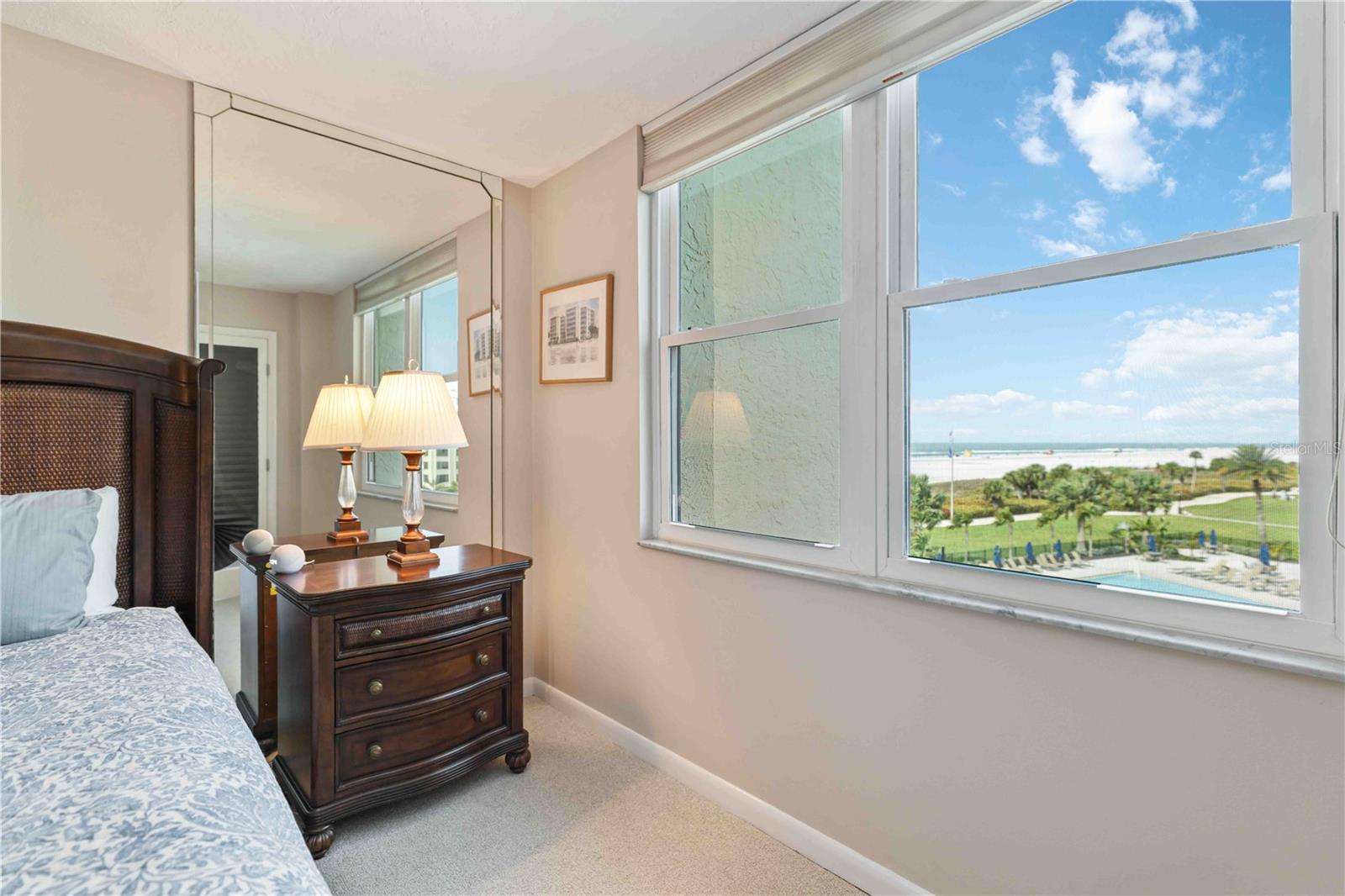 GULF & BAY CLUB PH 1 - Residential