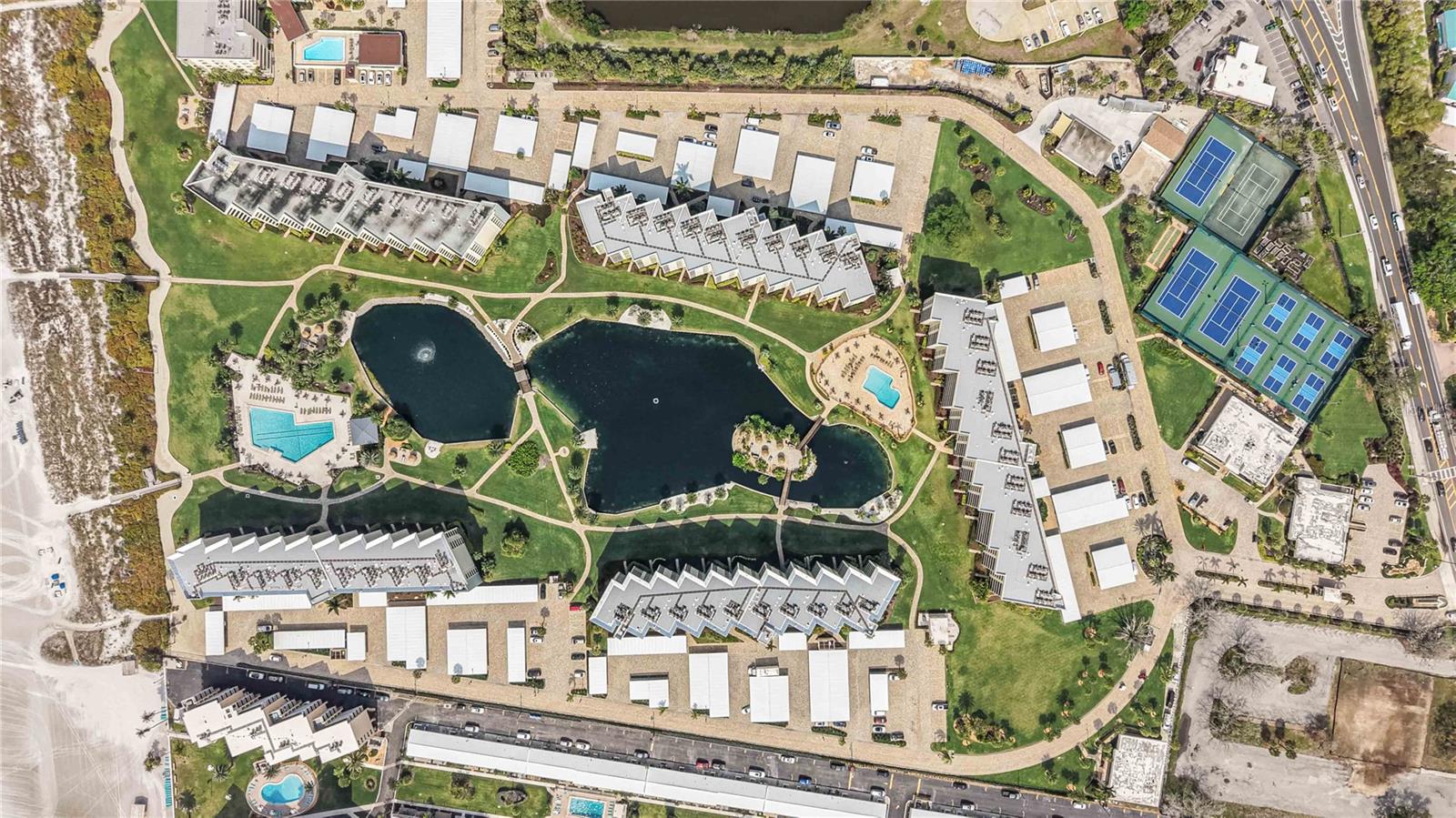 GULF & BAY CLUB PH 1 - Residential