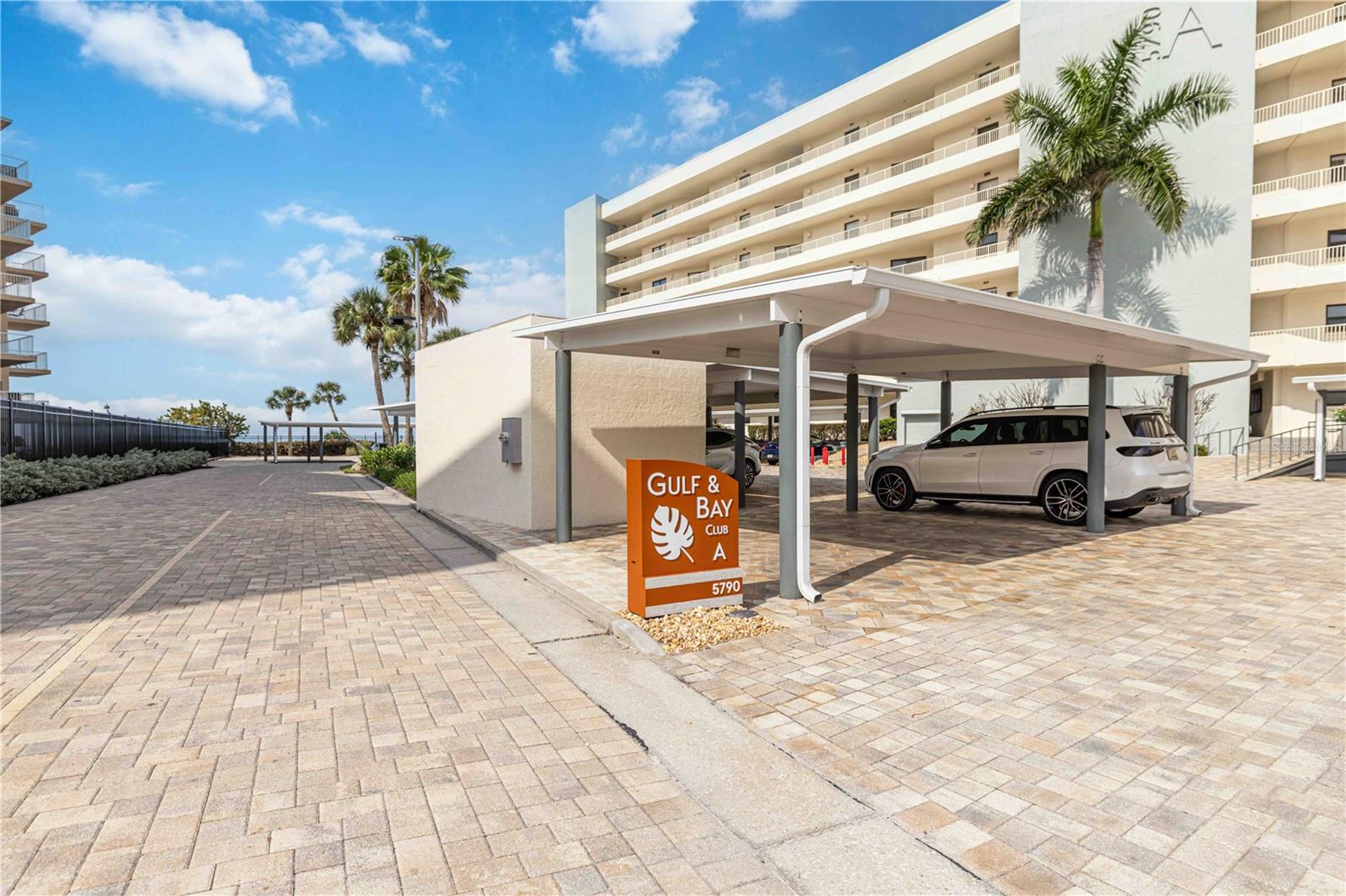 5790 MIDNIGHT PASS ROAD 406, SARASOTA, FL, 34242 3 5790 MIDNIGHT PASS ROAD 406