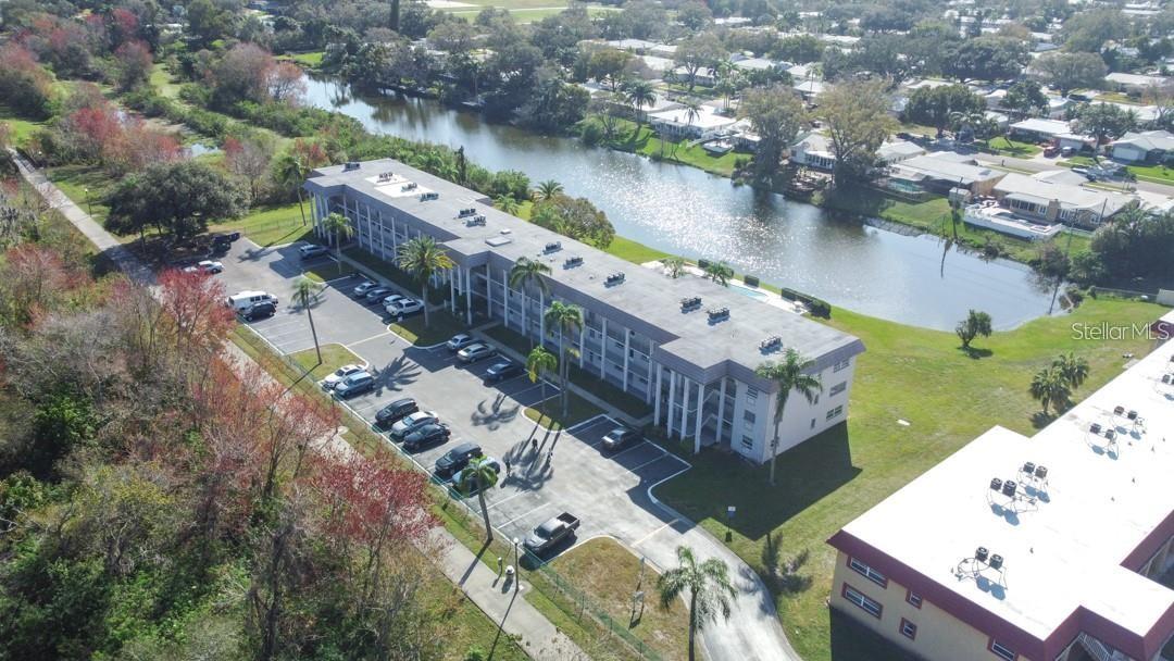 IMPERIAL PARK CONDO - Residential