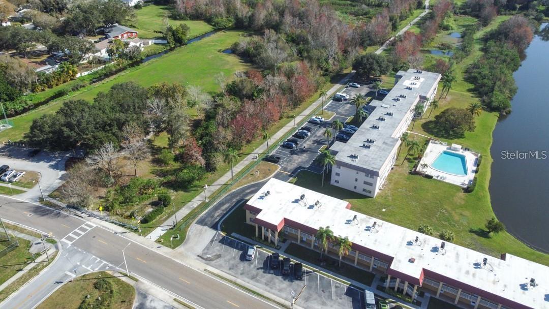 IMPERIAL PARK CONDO - Residential