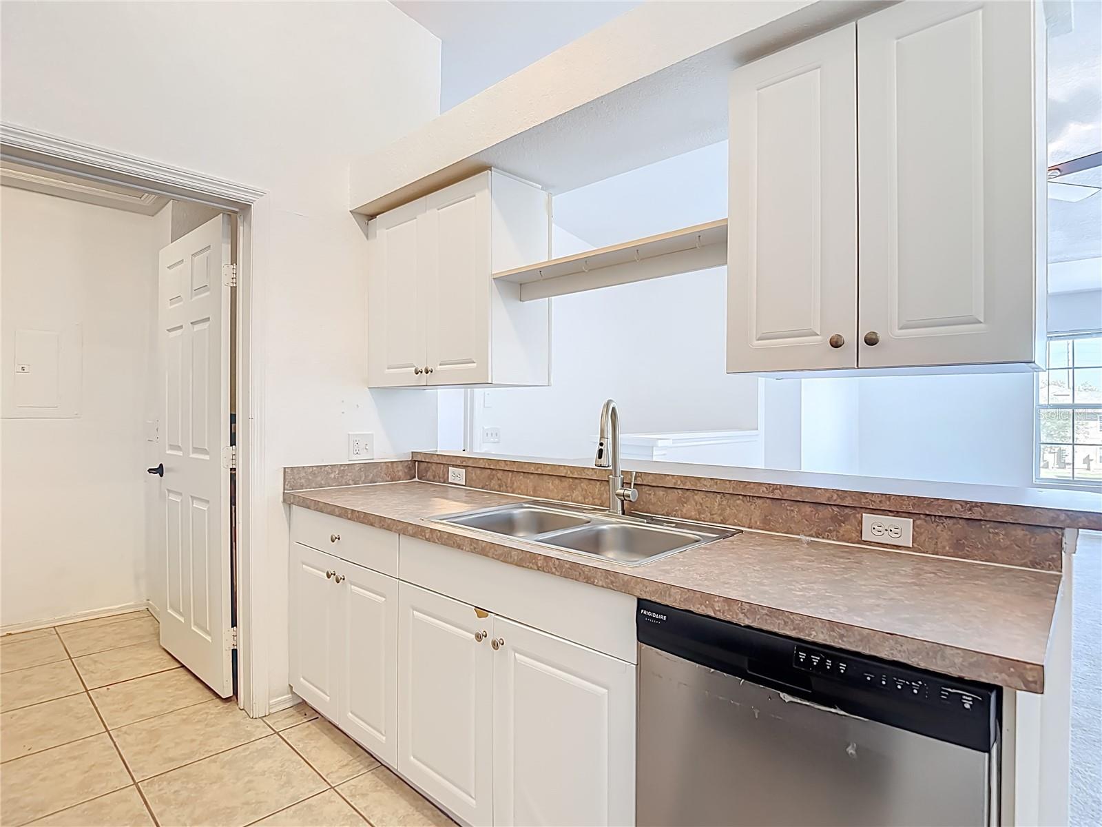 BELMONT AT RYALS CHASE CONDO - Residential