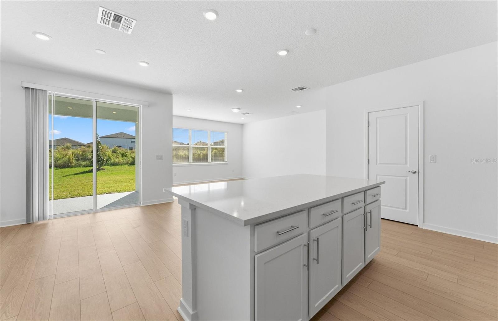 9823 CRESCENT MOON DRIVE