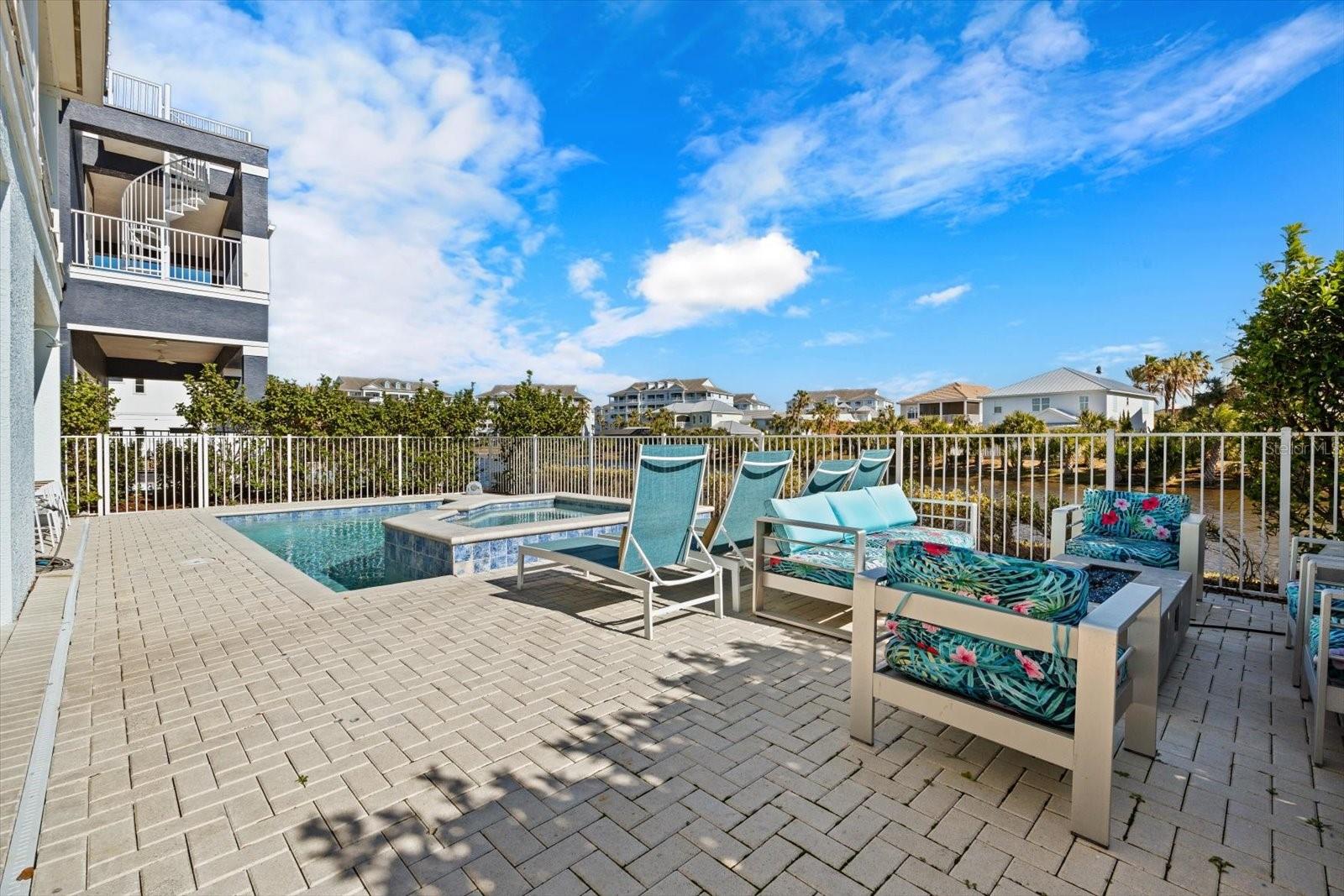 OCEAN HAMMOCK - Residential