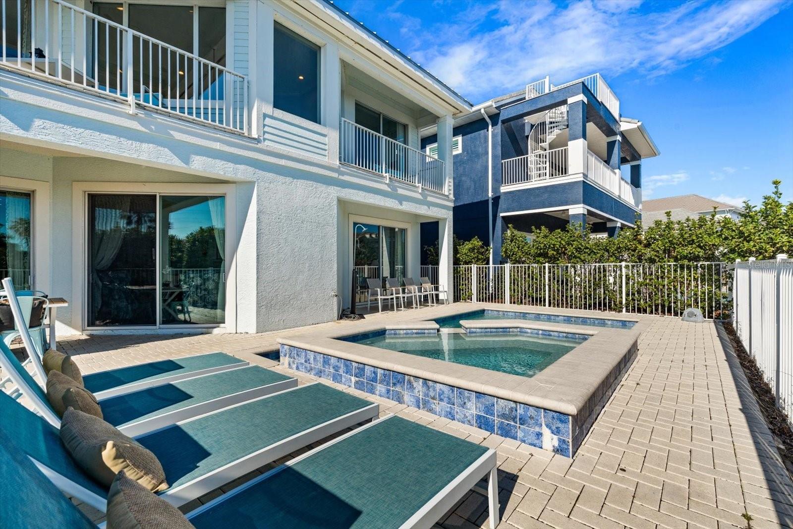 OCEAN HAMMOCK - Residential