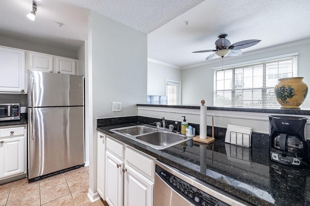 HARBOUR PLACE CITY HOMES A CON - Residential Lease