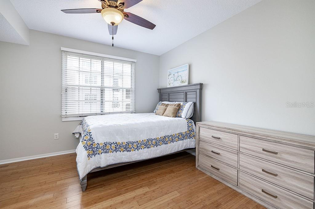 HARBOUR PLACE CITY HOMES A CON - Residential Lease