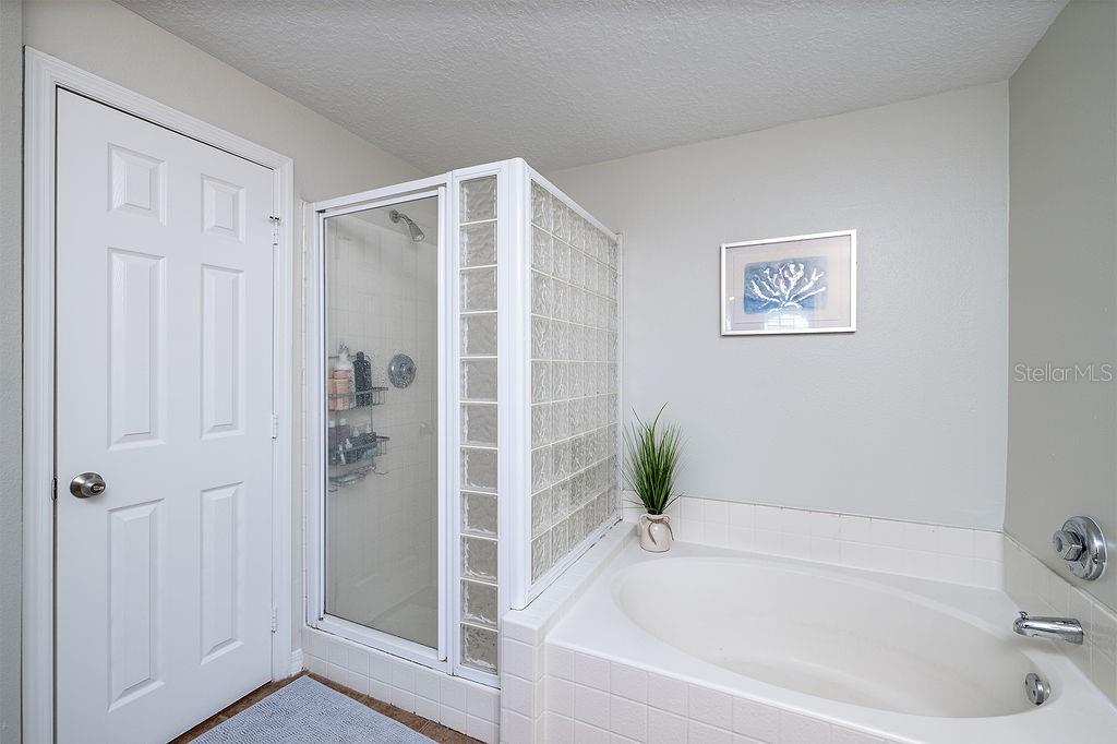 HARBOUR PLACE CITY HOMES A CON - Residential Lease