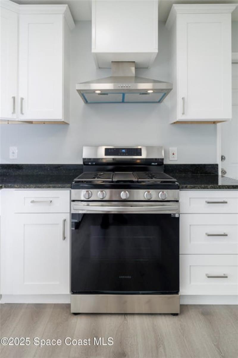 COLLEGE GREEN ESTATES - Residential