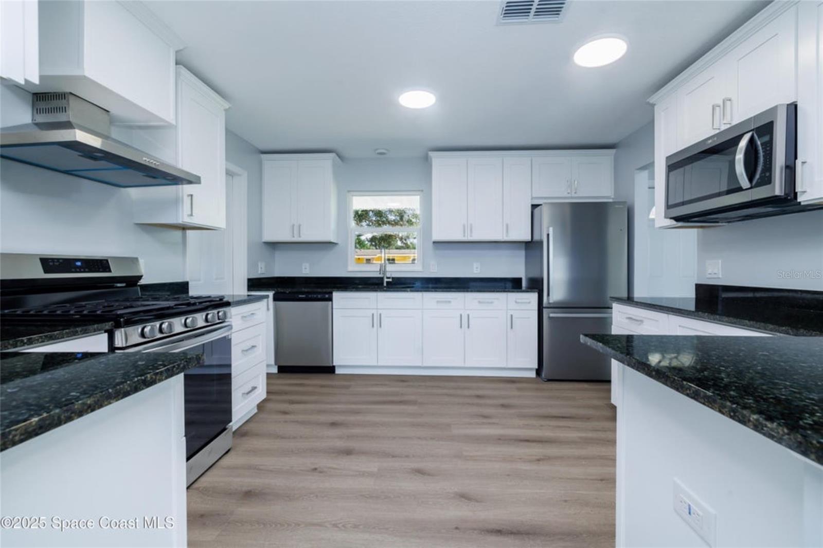 COLLEGE GREEN ESTATES - Residential