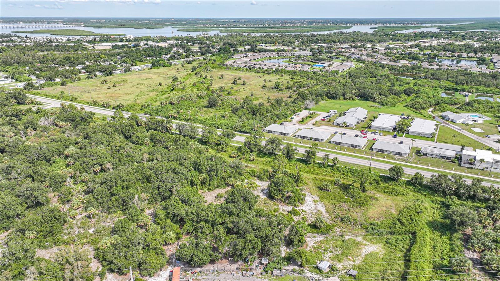 TEE & GRN ESTATES 1ST ADD - Land