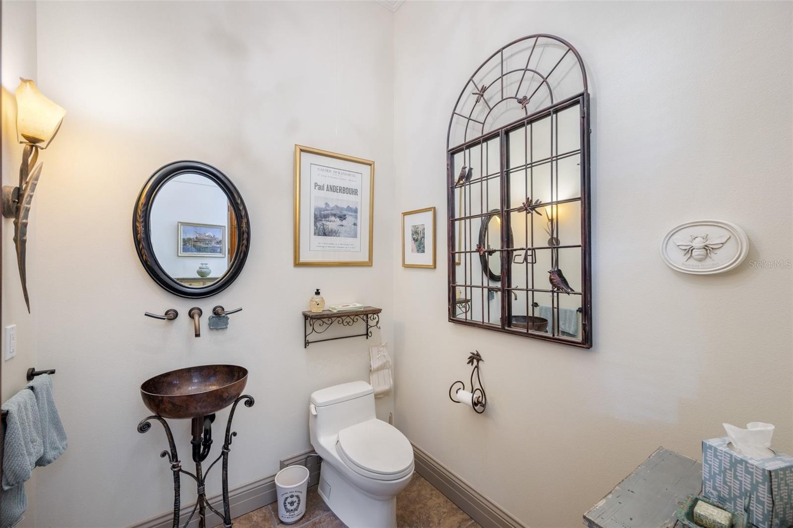 CRESTWOOD OAKS - Residential