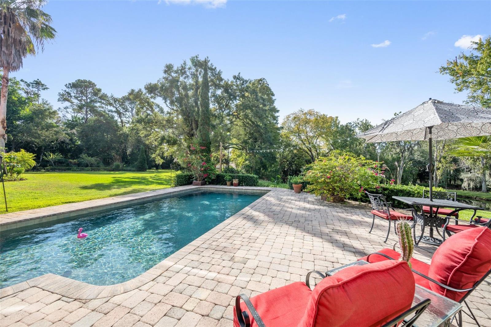 CRESTWOOD OAKS - Residential