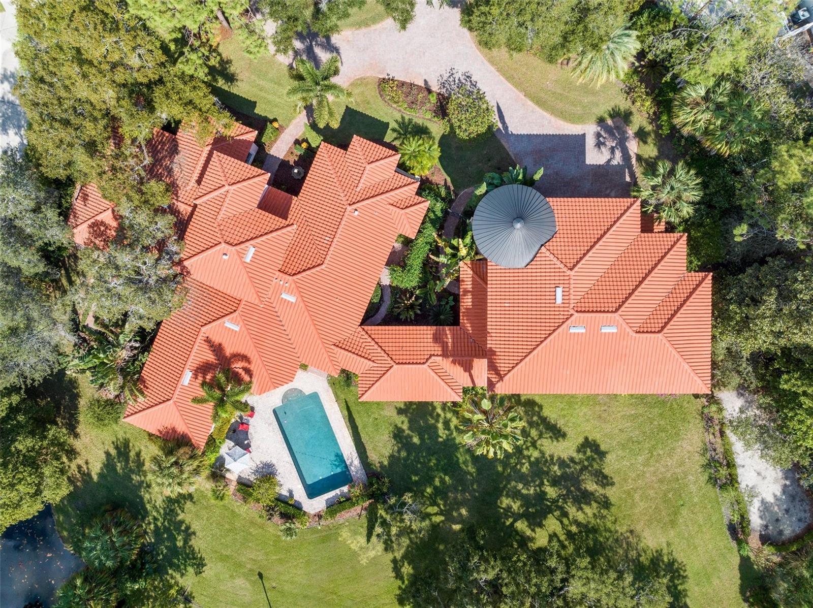 CRESTWOOD OAKS - Residential