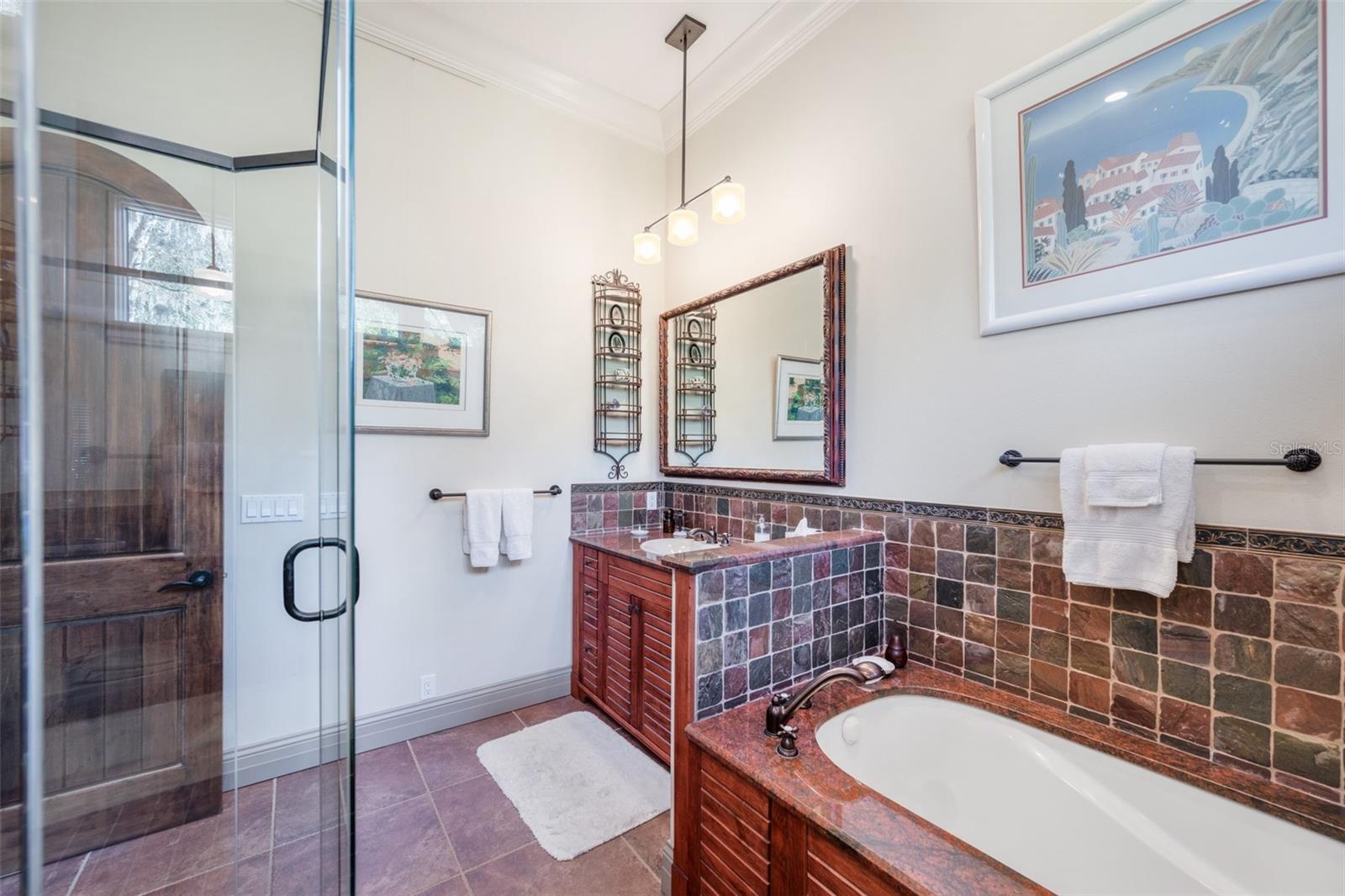 CRESTWOOD OAKS - Residential