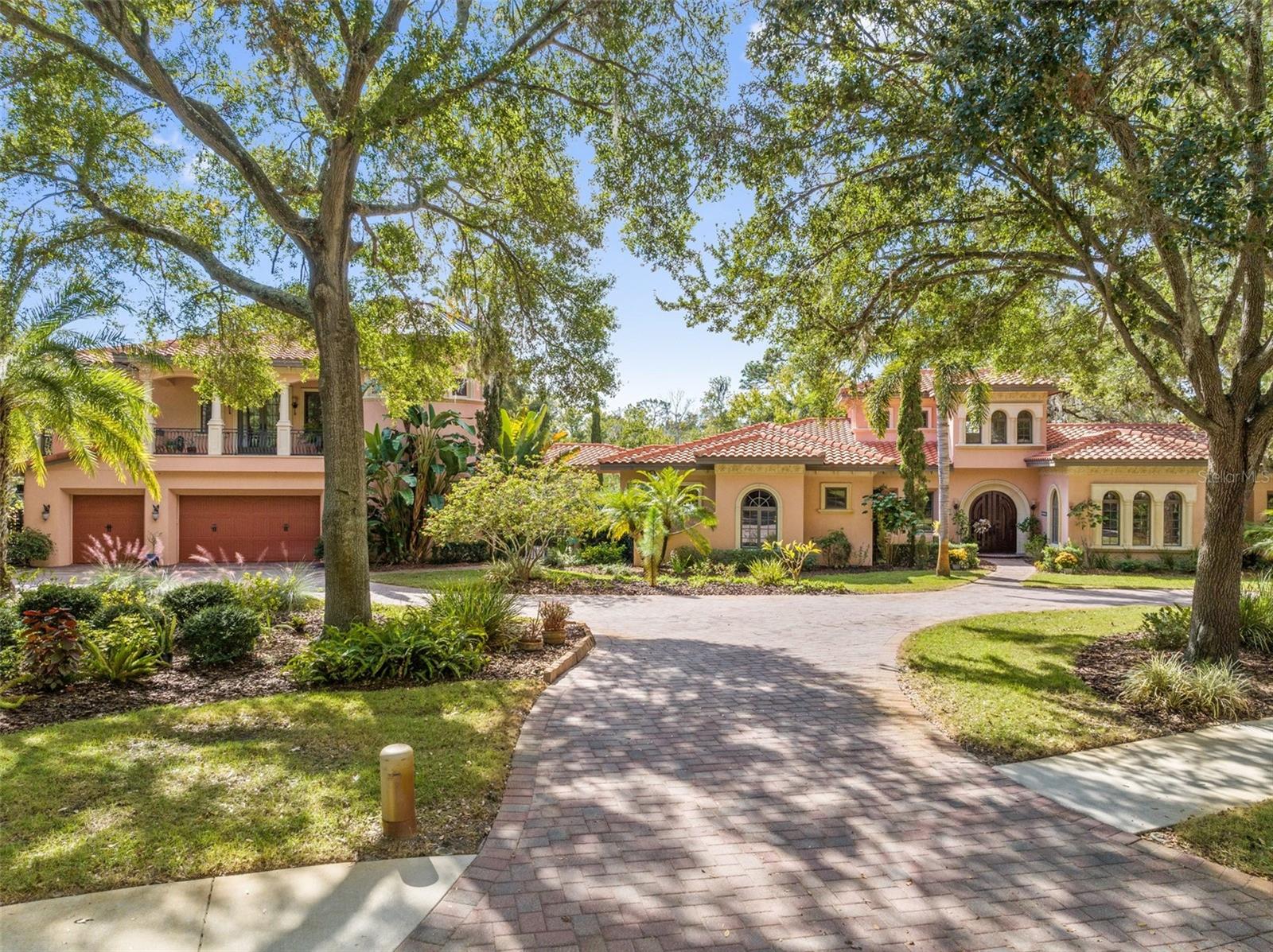 CRESTWOOD OAKS - Residential