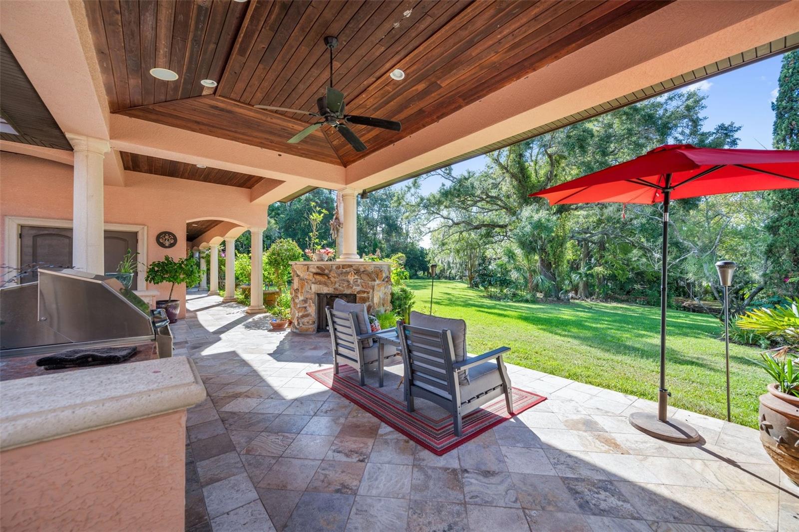 CRESTWOOD OAKS - Residential