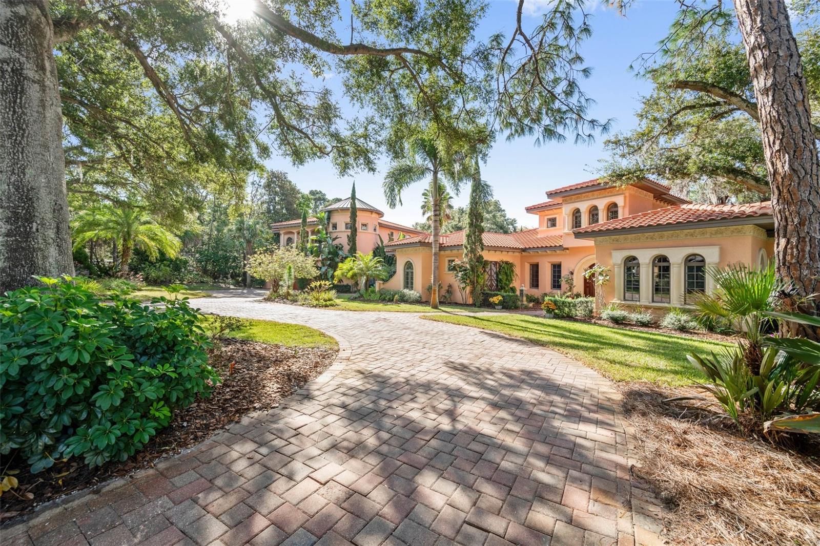 CRESTWOOD OAKS - Residential