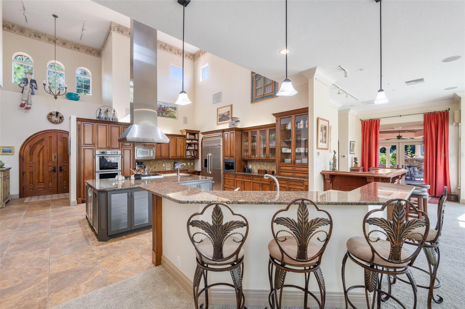 CRESTWOOD OAKS - Residential