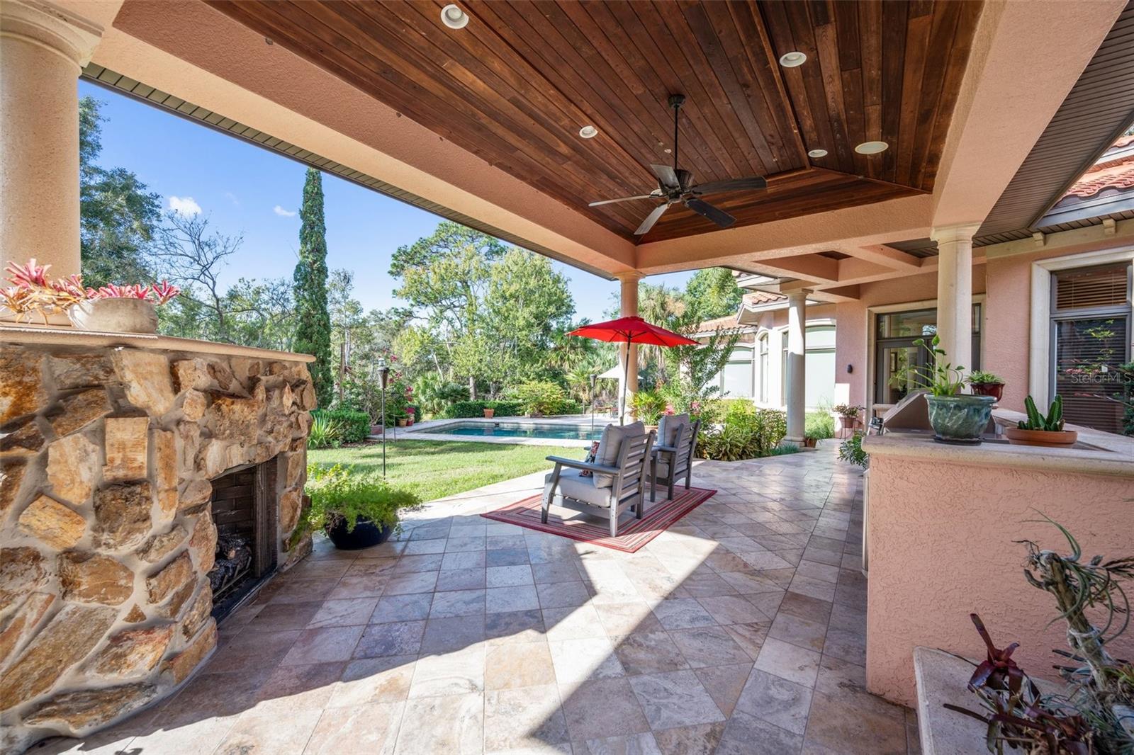 CRESTWOOD OAKS - Residential