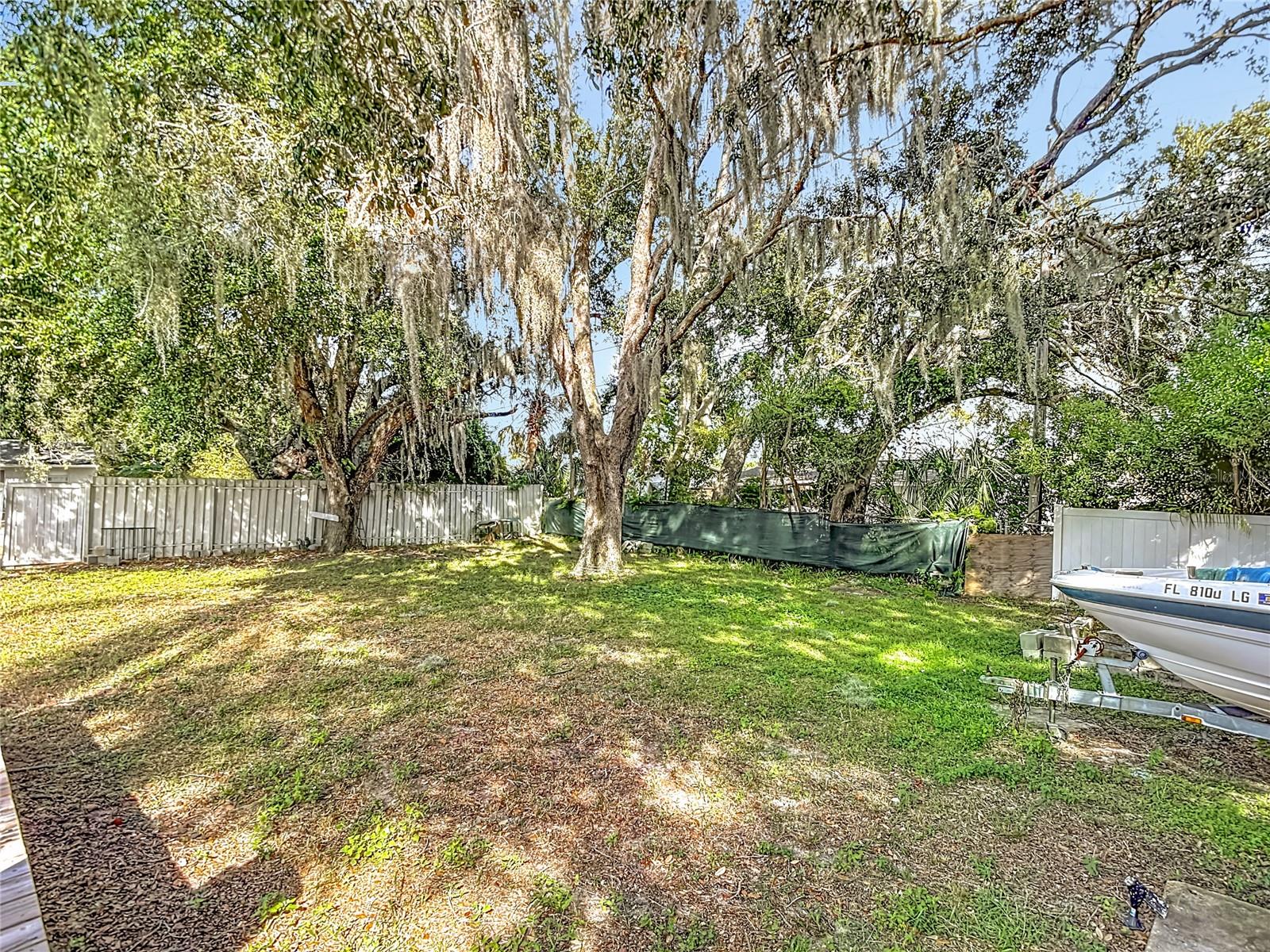 PALM LAKES TERRACE - Residential