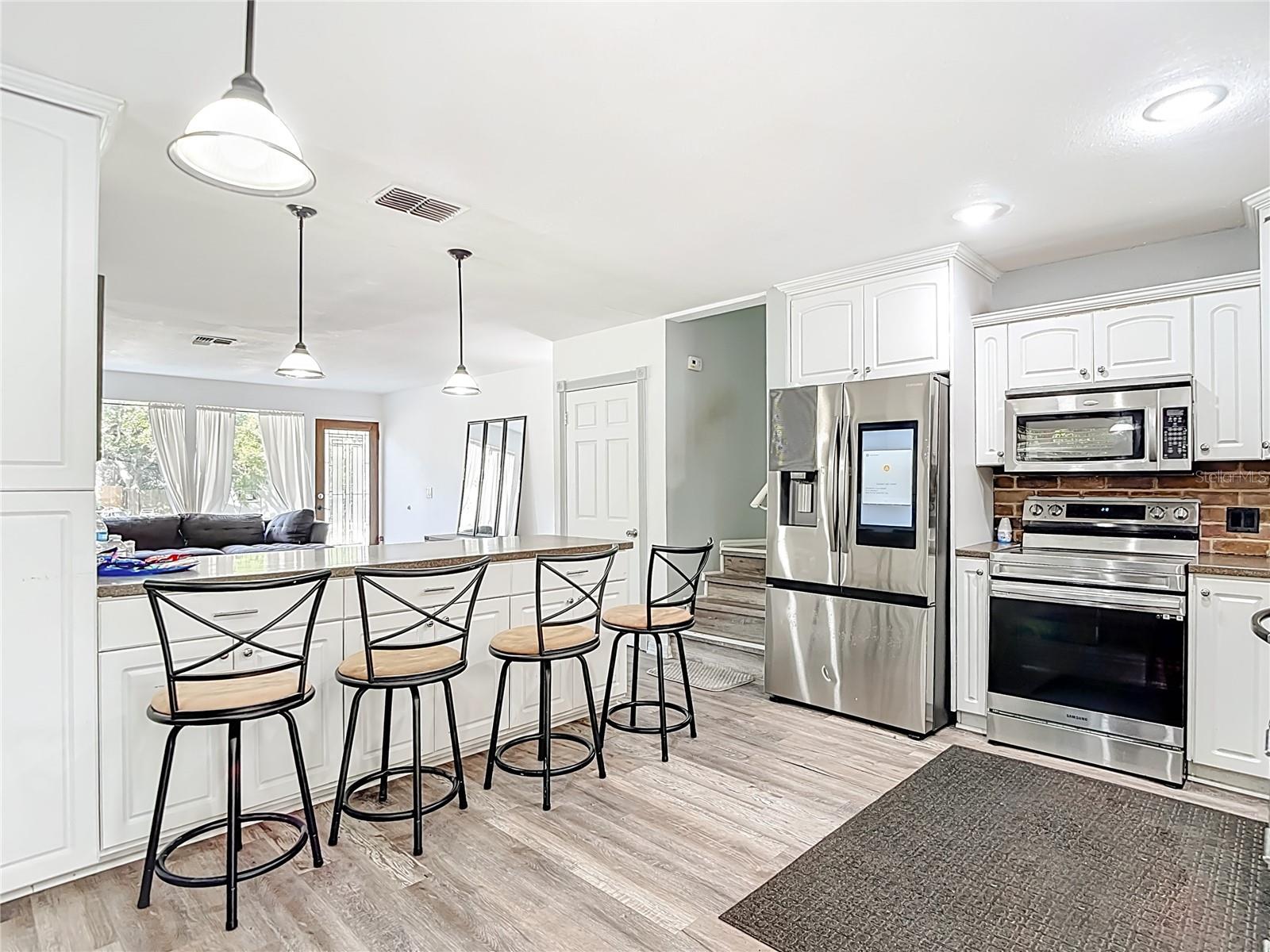 PALM LAKES TERRACE - Residential