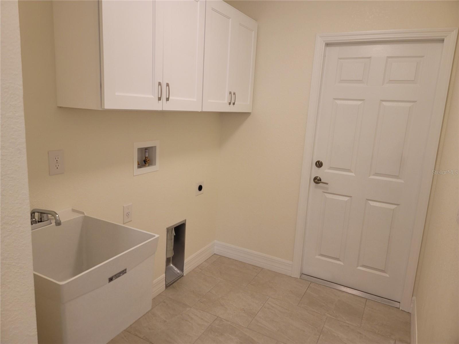 PORT CHARLOTTE SUB 26 - Residential Lease