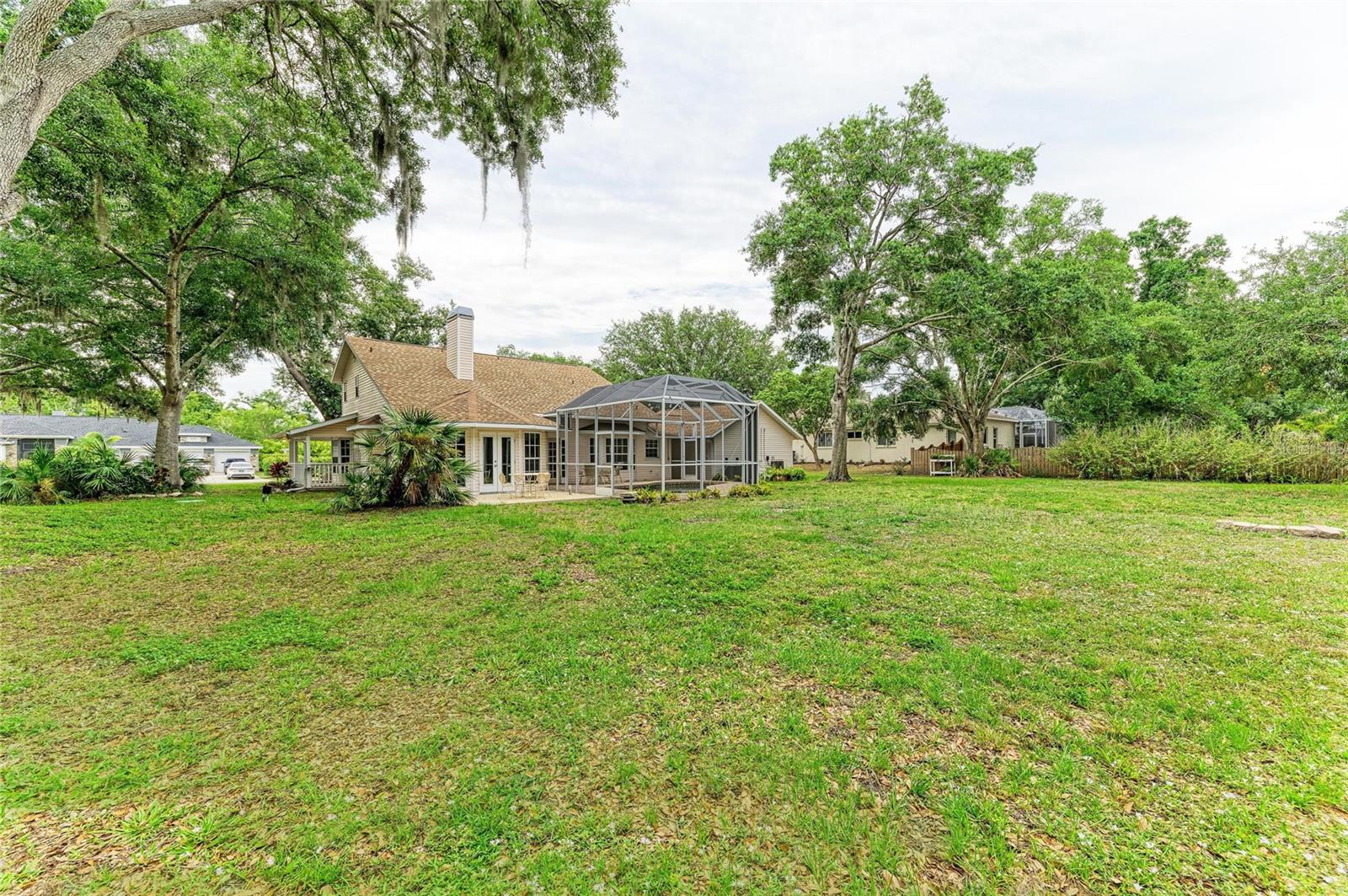 HIDDEN OAKS - Residential