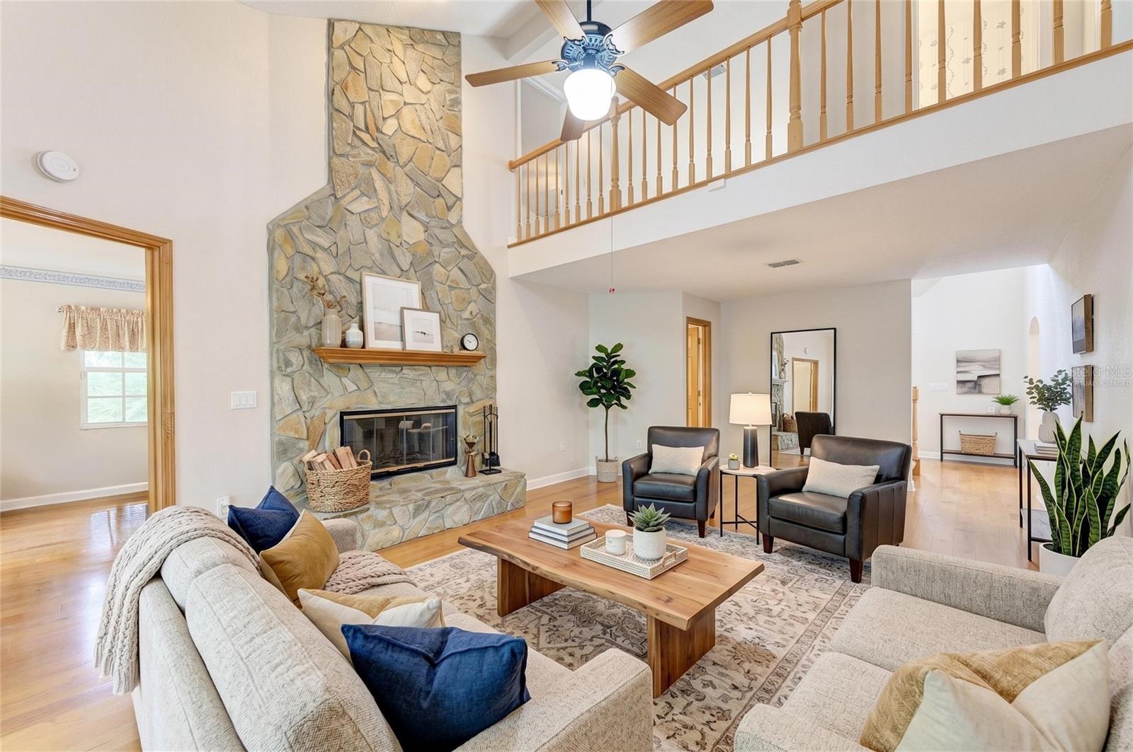 HIDDEN OAKS - Residential