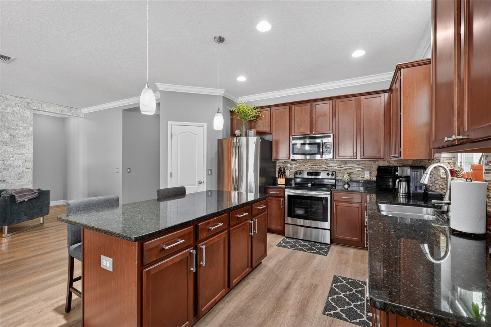 EAGLE BAY PH 3 - Residential