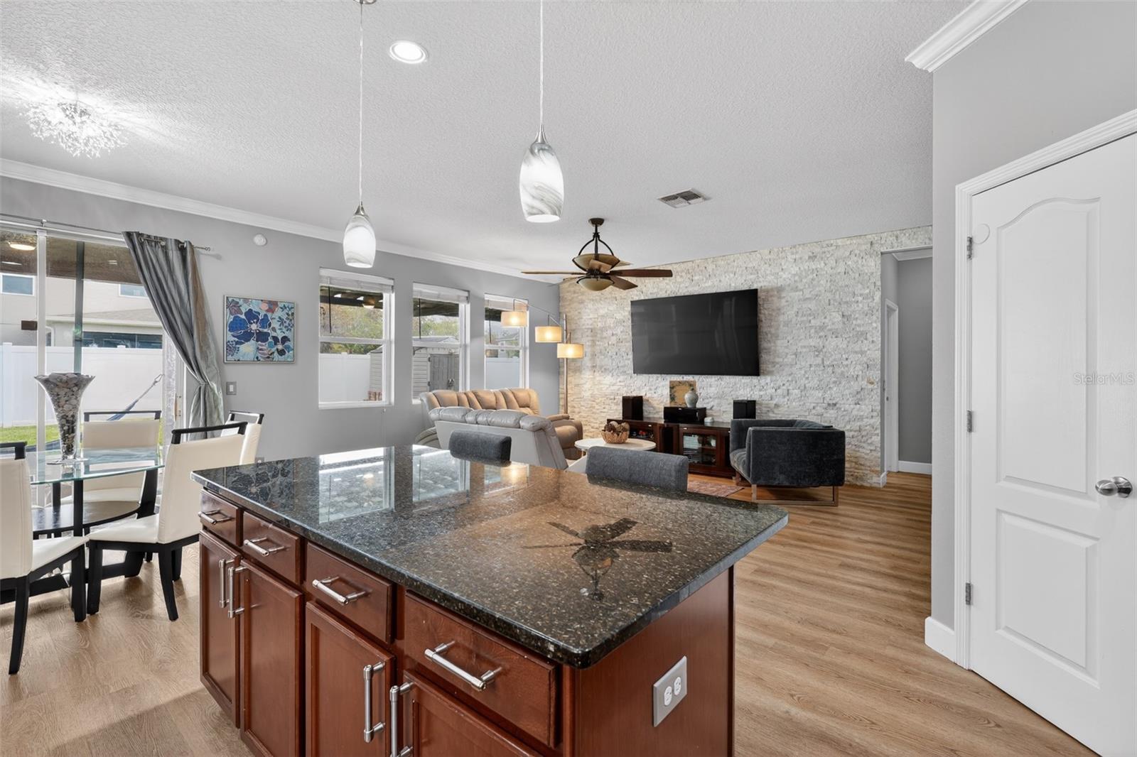 EAGLE BAY PH 3 - Residential