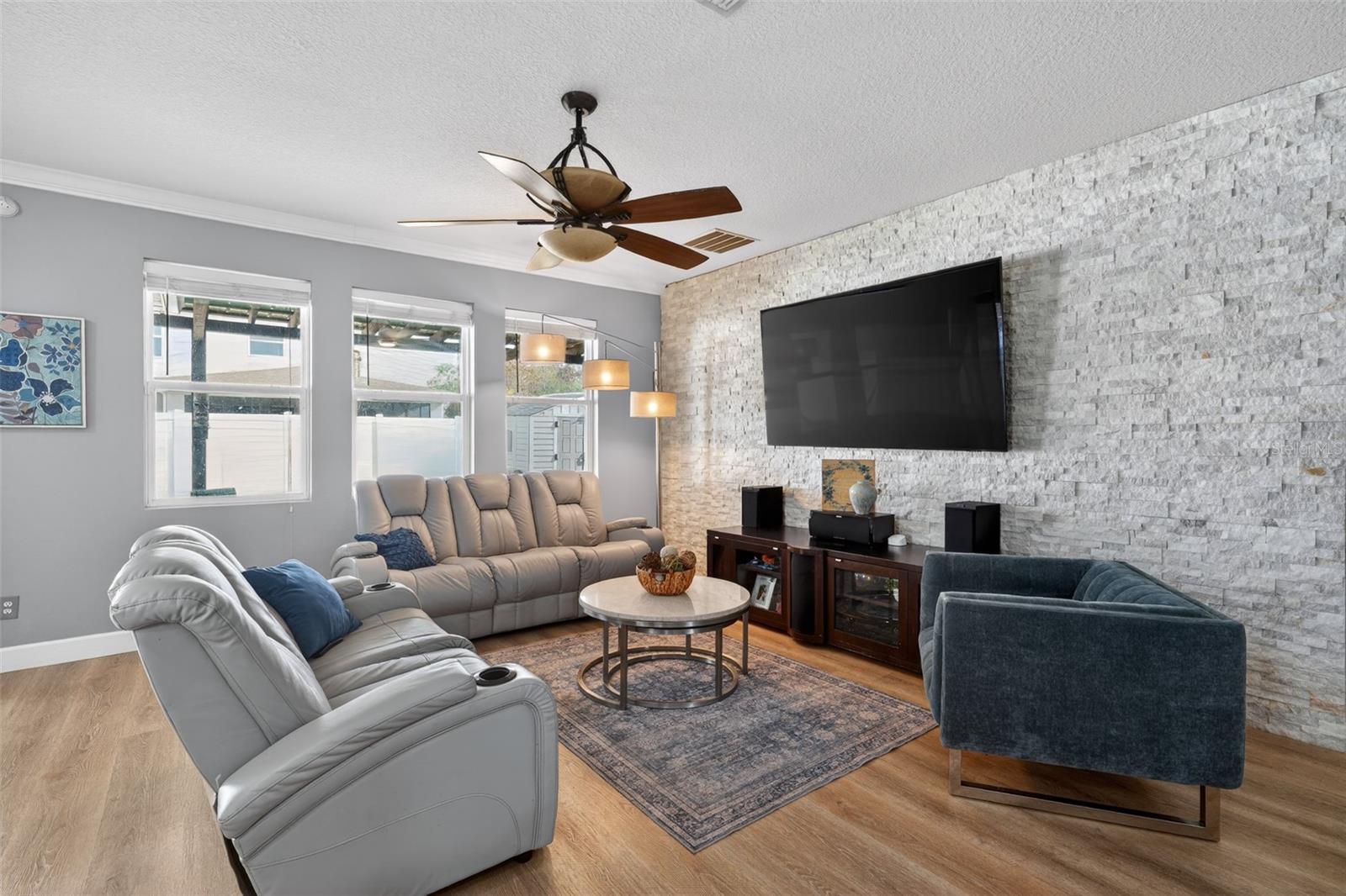 EAGLE BAY PH 3 - Residential