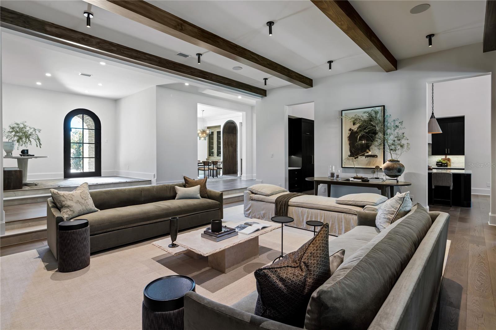 GARDENS OF ISLEWORTH - Residential