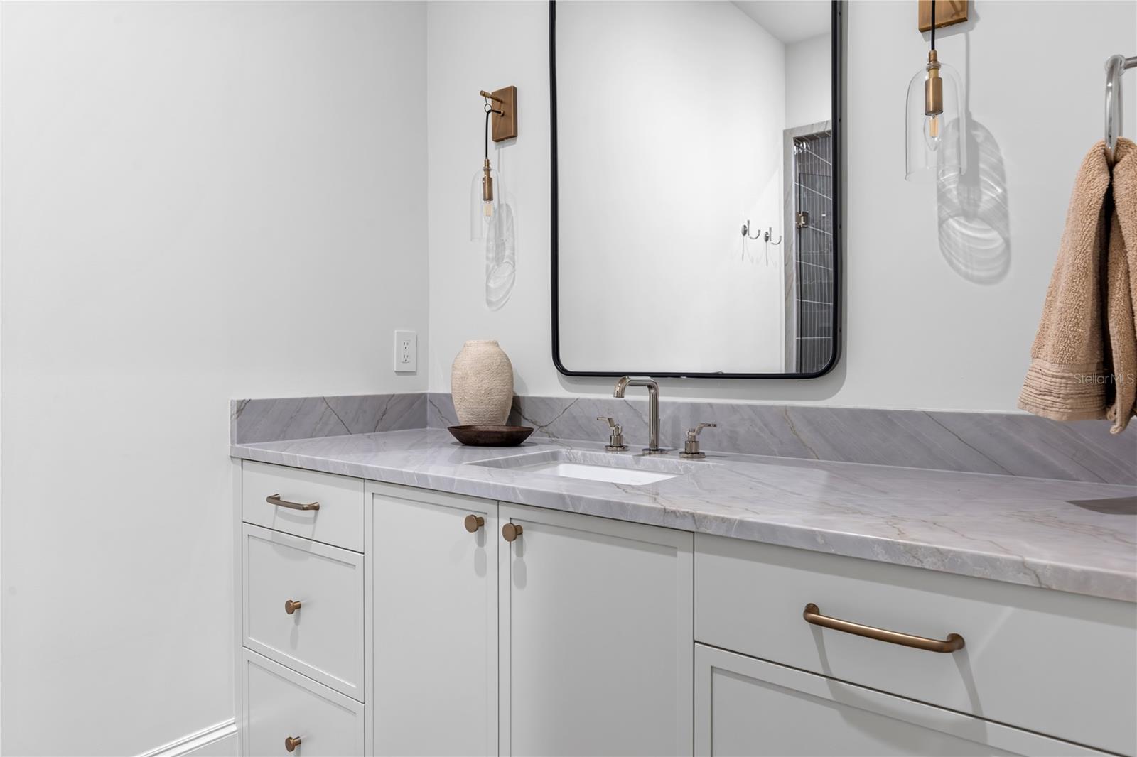 GARDENS OF ISLEWORTH - Residential