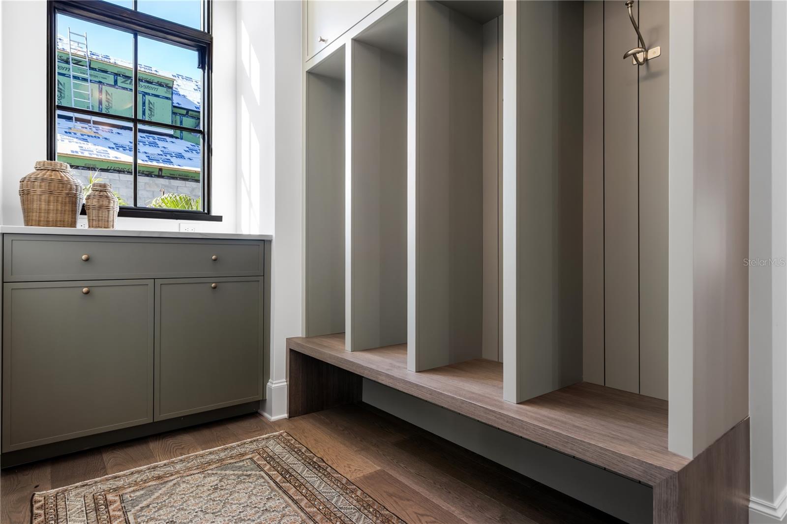 GARDENS OF ISLEWORTH - Residential