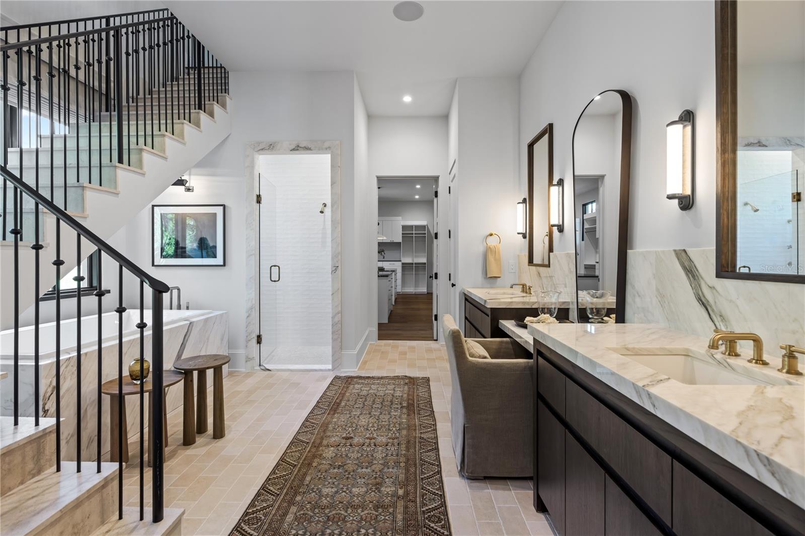 GARDENS OF ISLEWORTH - Residential