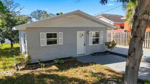 Photo of 510 S Disston Avenue, Tarpon Springs, FL 34689 (MLS # O6342081)
