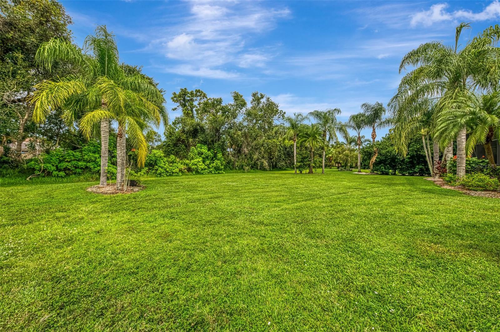 COUNTRY MEADOWS PH I - Residential