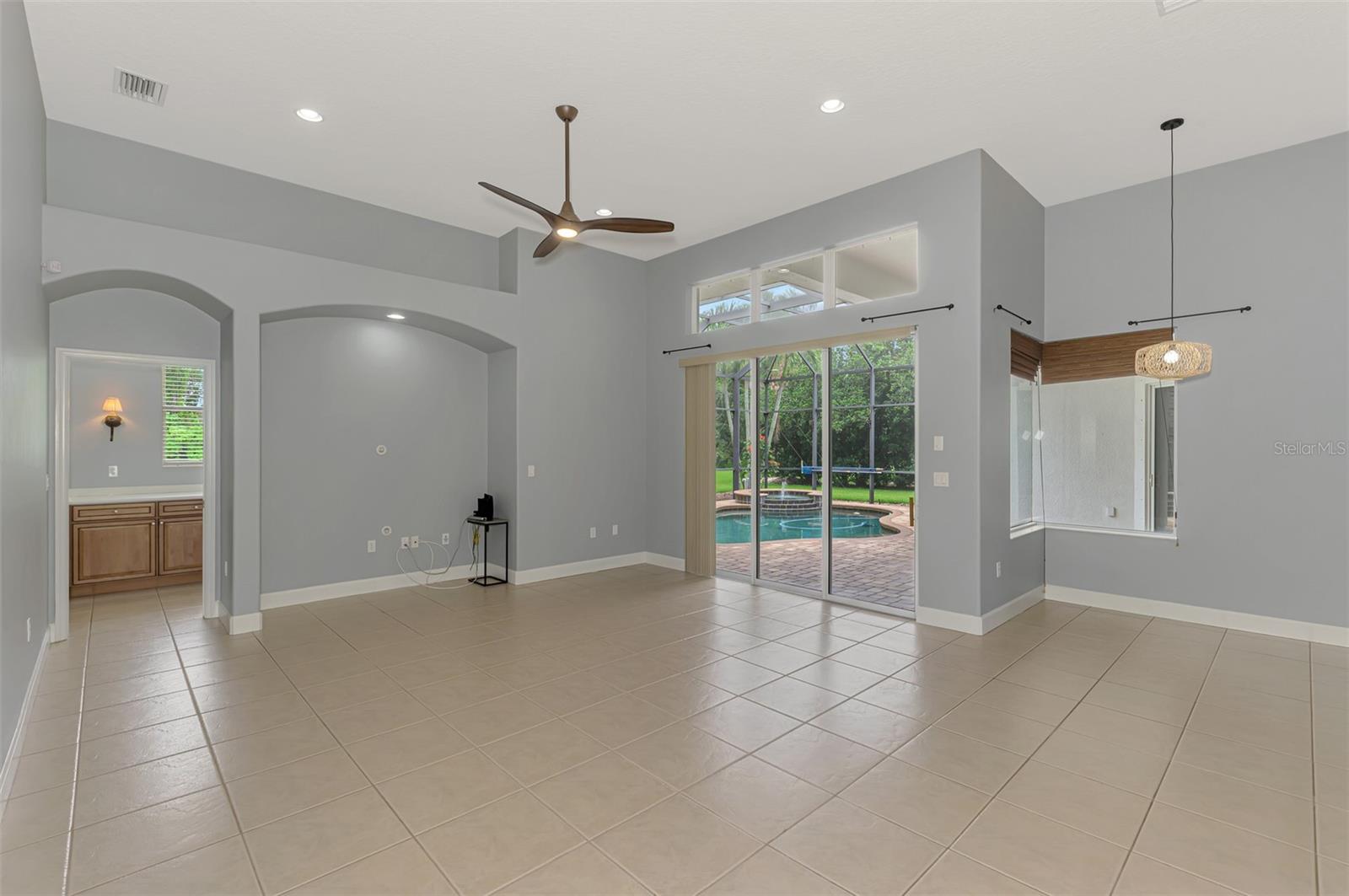 COUNTRY MEADOWS PH I - Residential