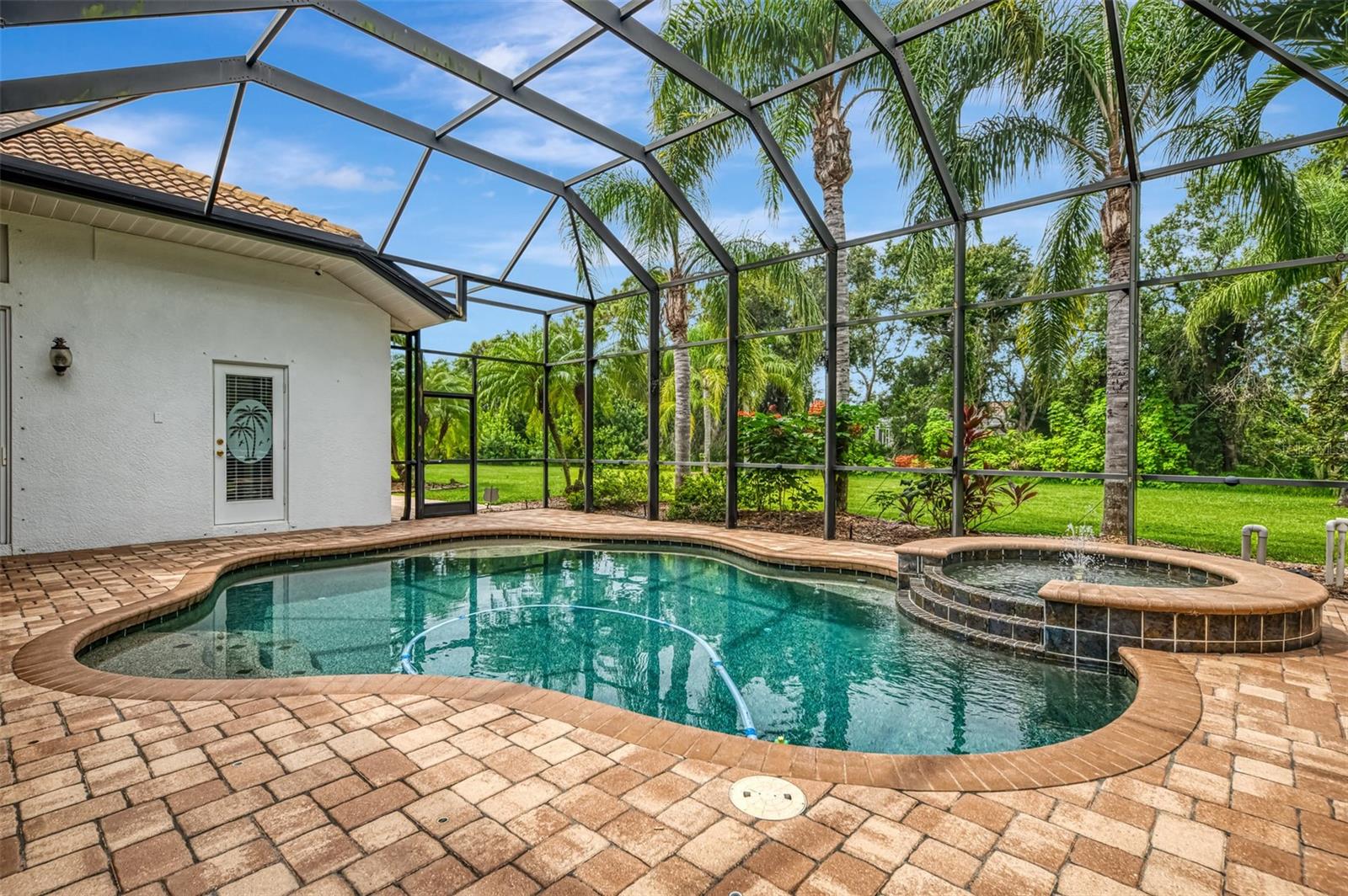 COUNTRY MEADOWS PH I - Residential