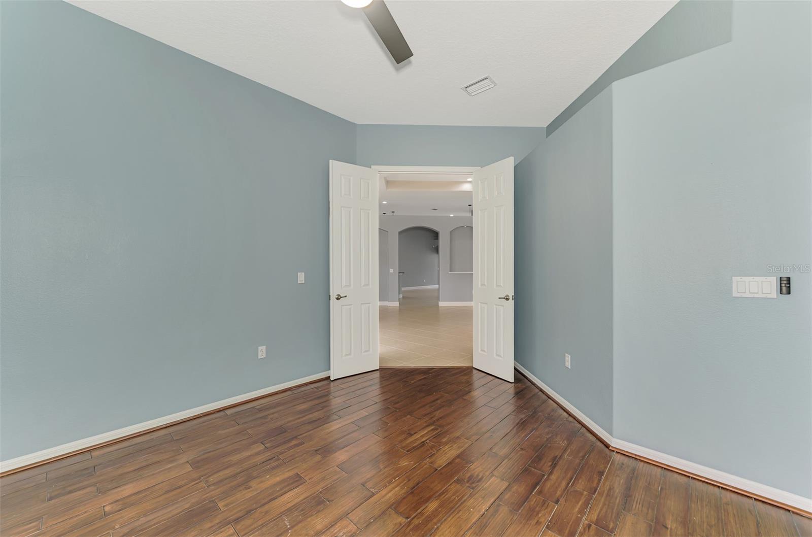 COUNTRY MEADOWS PH I - Residential