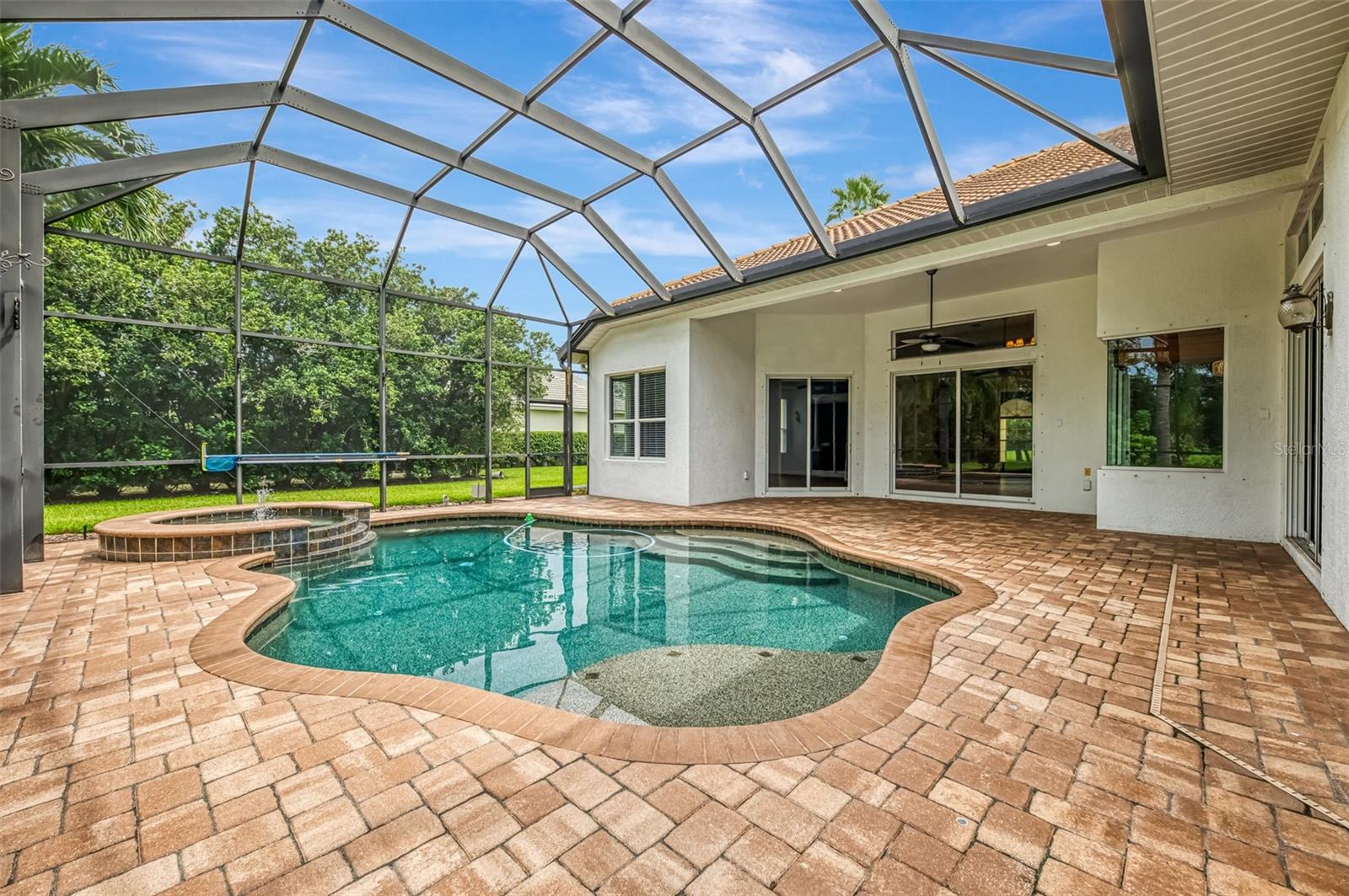 COUNTRY MEADOWS PH I - Residential