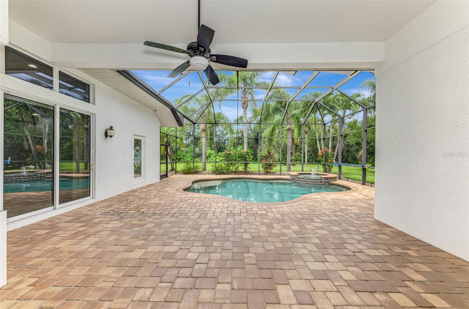 COUNTRY MEADOWS PH I - Residential