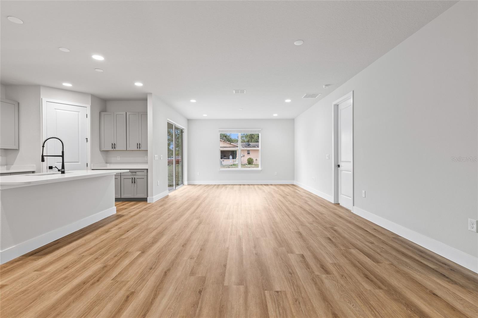 CLARK HARPERS - Residential